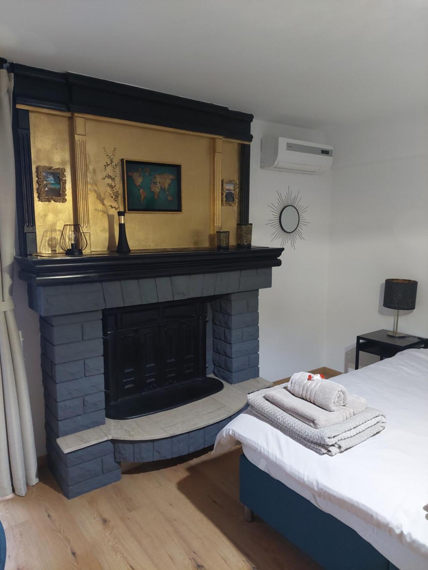 Petra Rooms And Apartments Palit Chambre photo